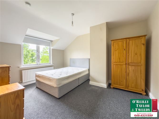 14 Gracecourt, Dromod, Leitrim