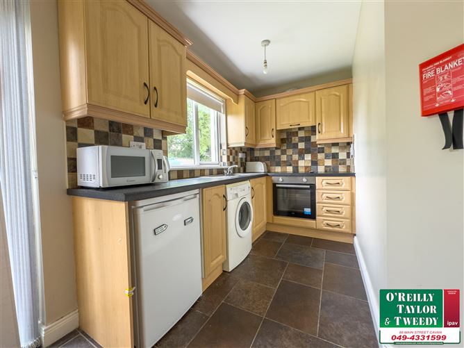 14 Gracecourt, Dromod, Leitrim