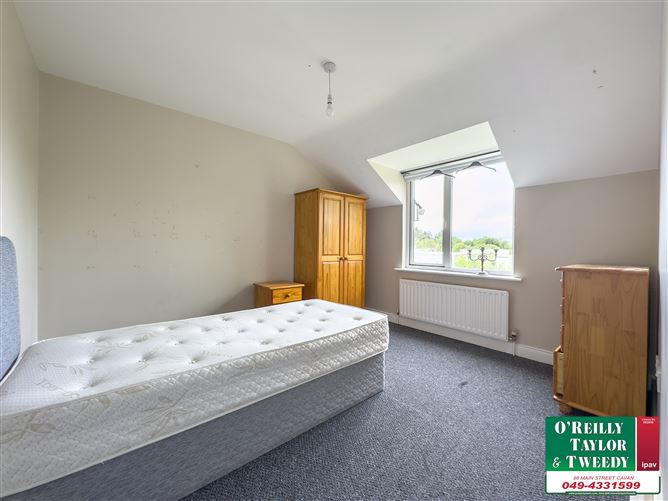 14 Gracecourt, Dromod, Leitrim