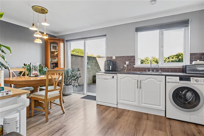 49 Woodville Manor , Dundalk, Louth