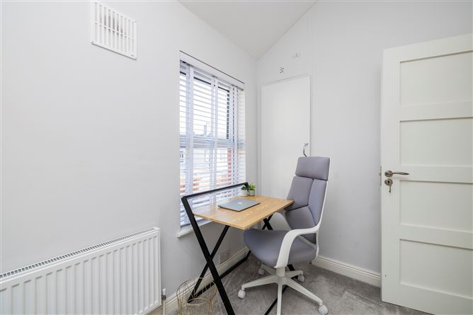 17 Sherrard Avenue, North Circular Road, Dublin 1