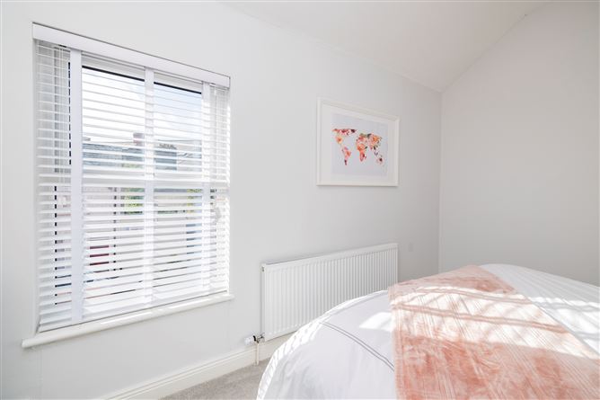 17 Sherrard Avenue, North Circular Road, Dublin 1
