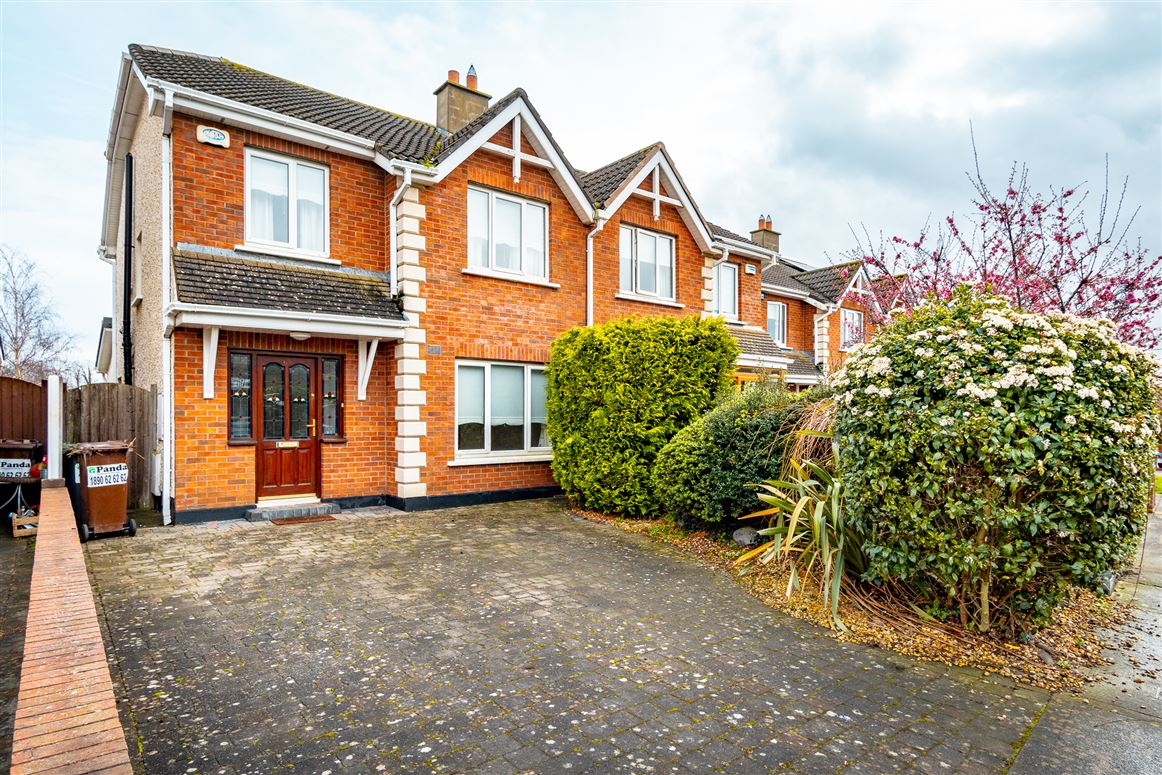 67 Gainsborough Green, Malahide, County Dublin Brant Higgins Estate
