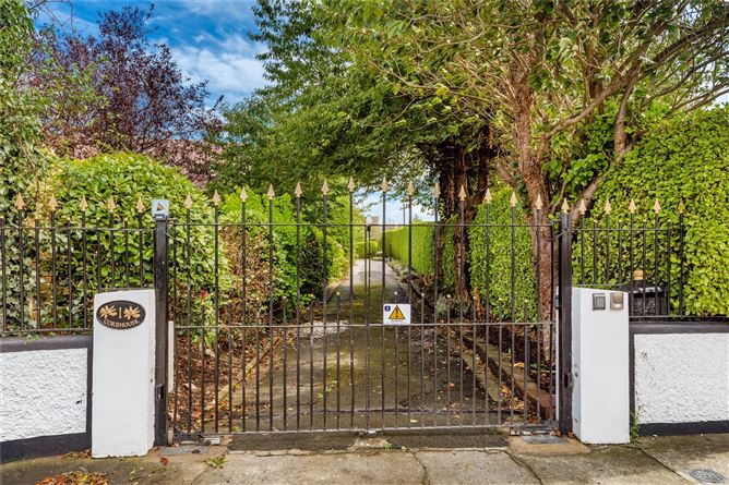 Corr House, 1 Offington Park, Sutton, Dublin 13