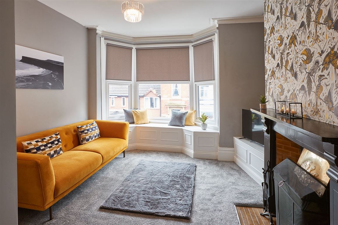 Parade & Promenade, Vacation Rental in North Yorkshire, England, Saltburn By The Sea, North Yorkshire