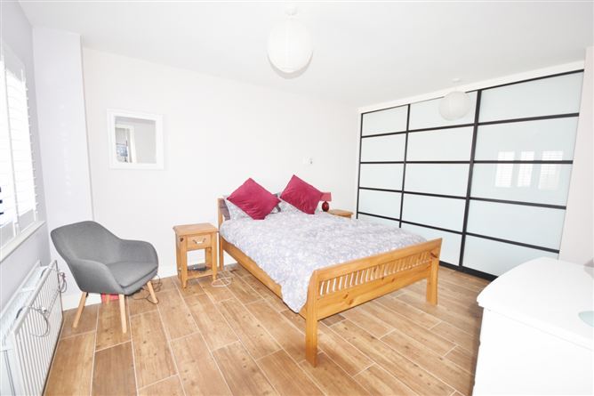 2 Cuirt Na Sionna, Tarbert, Co. Kerry