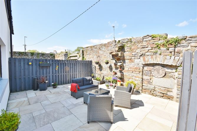 2 Cuirt Na Sionna, Tarbert, Co. Kerry