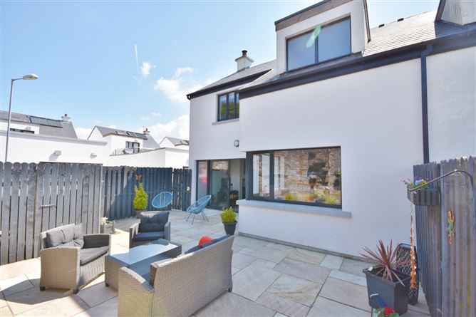 2 Cuirt Na Sionna, Tarbert, Co. Kerry
