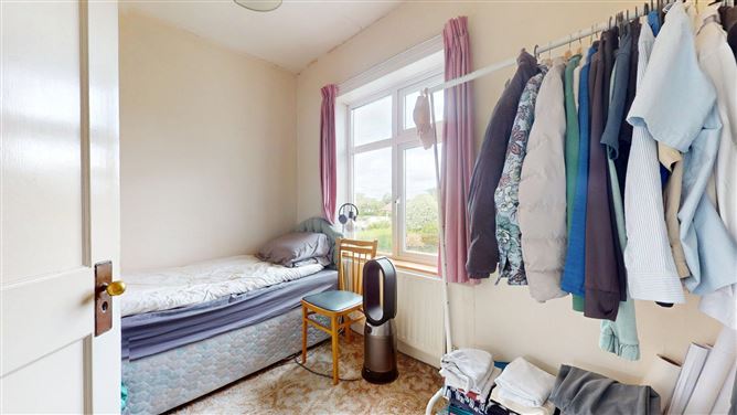 143 Howth Road, Sutton,   Dublin 13