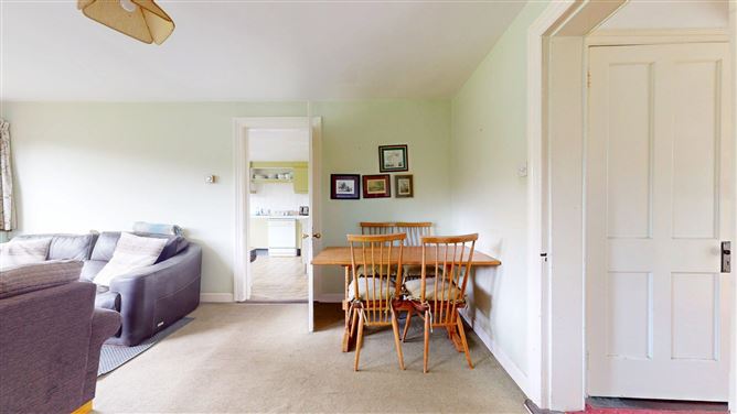 143 Howth Road, Sutton,   Dublin 13