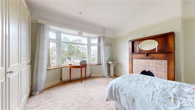 143 Howth Road, Sutton,   Dublin 13