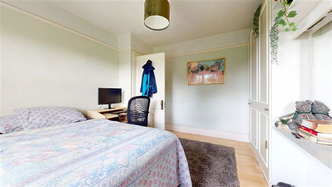 143 Howth Road, Sutton,   Dublin 13