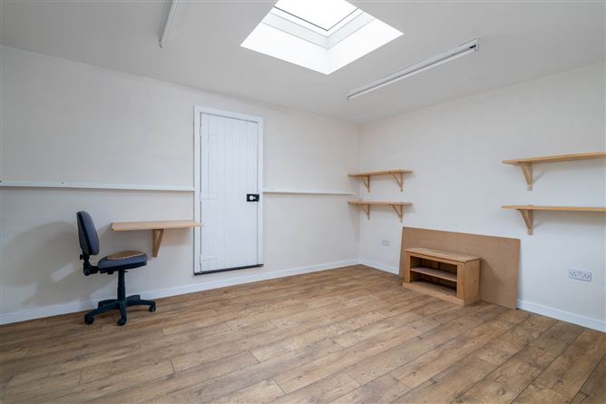 69 Ashington Rise, Navan Road, Dublin 7