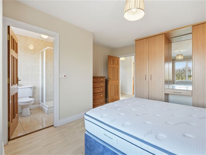 146 An Fiodán, Doughiska, Galway City