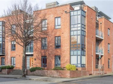 Valencia House, North Circular Road, Dublin 7