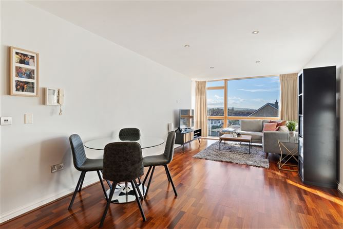 Apt 11 Hazelbrook, Upper Kilmacud Road, Dundrum,   Dublin 14
