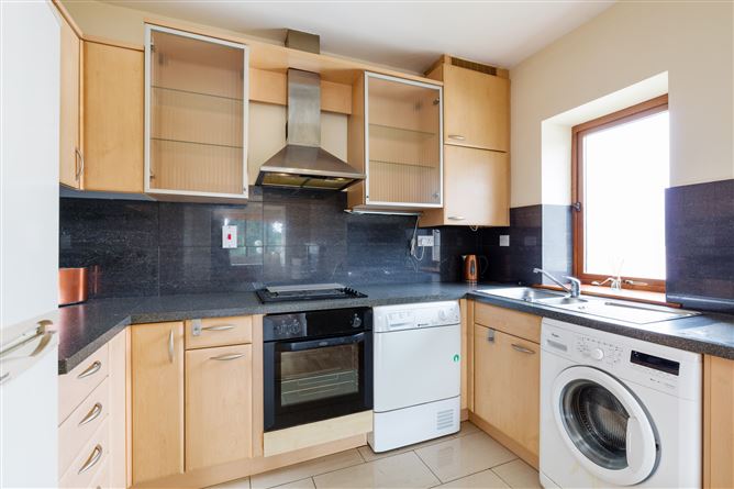 14 Castle Oaks, Dublin Road, Malahide, Co. Dublin