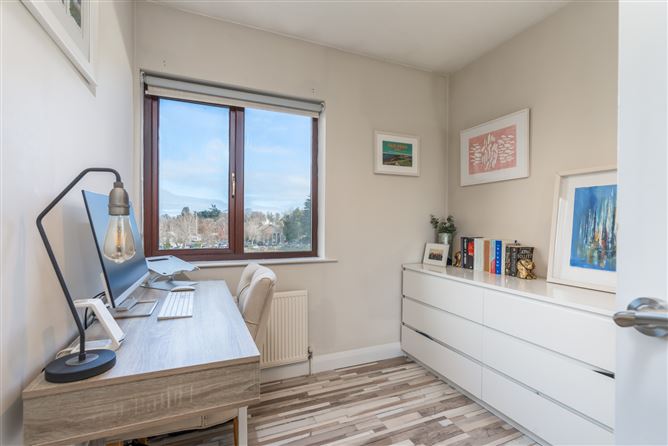 7 Birchfield Lawn, Goatstown, Dublin 14