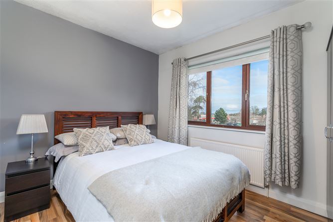 7 Birchfield Lawn, Goatstown, Dublin 14