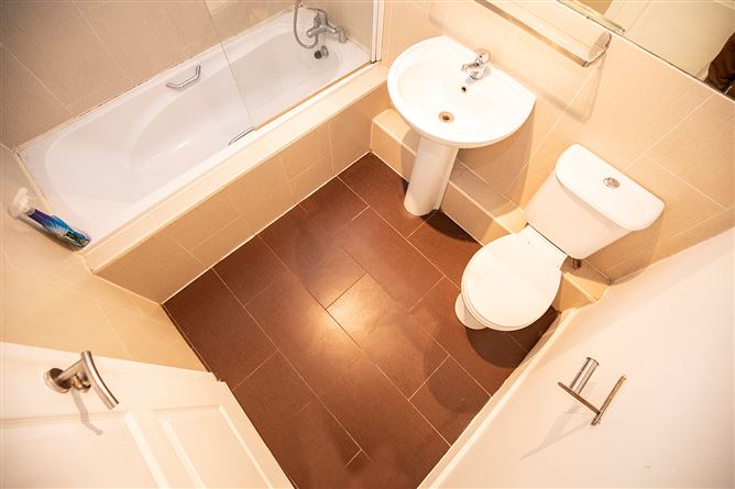 2 Corofin House, Clare Village, Malahide Road, Clarehall, Dublin 17