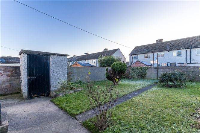 13 Edenmore Gardens, Edenmore, Dublin 5