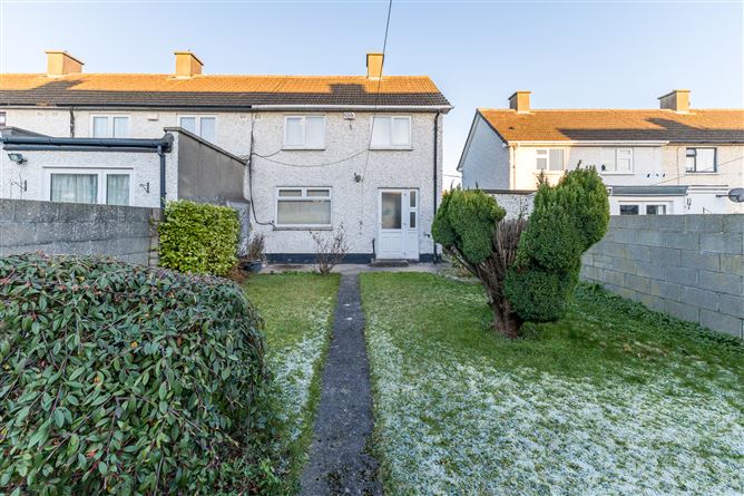 13 Edenmore Gardens, Edenmore, Dublin 5