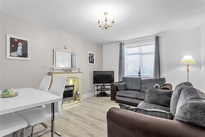 Apartment, 19 Willow Grove, Sallins, Naas, Co. Kildare