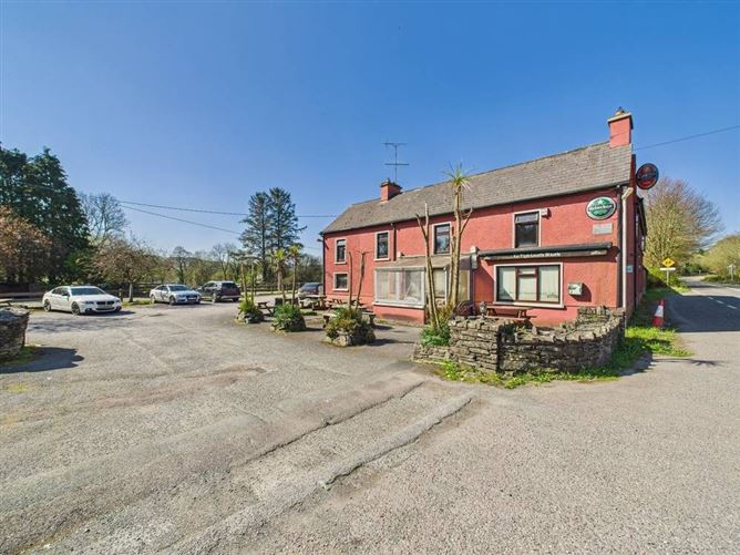 The Mon's Bar, Lisacreasig, KIilnamarytra, Macroom, Cork
