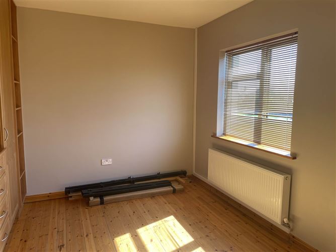 37 Garrai Glas, Athenry, County Galway