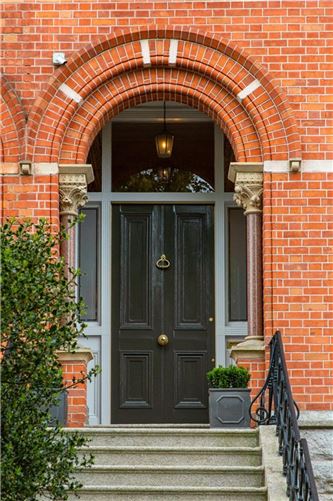 33 Ailesbury Road, Ballsbridge, Dublin 4