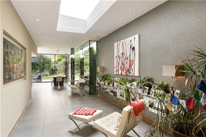 Photo 20 of 49 — 33 Ailesbury Road, Ballsbridge, Dublin 4