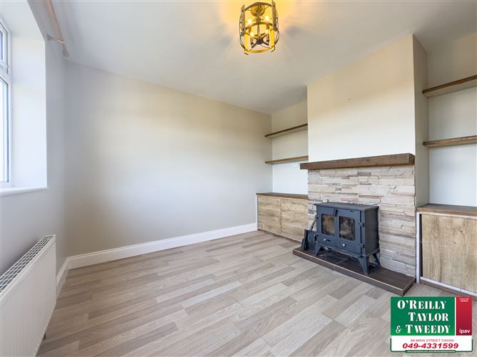 Photo 15 of 22 — 14 Griffith Avenue, Cootehill, Cavan