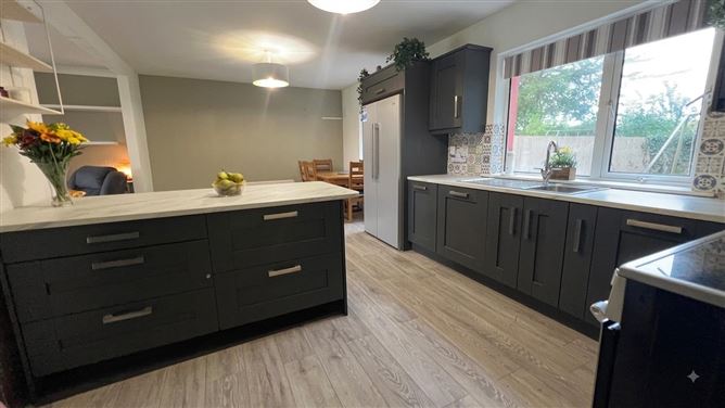 Photo 10 of 25 — 22 Woodlands, Creagh, Ballinasloe, Galway