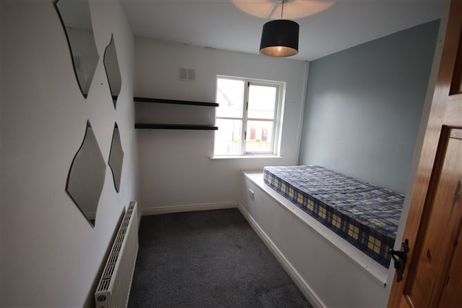 9 The Green, Cnoc Na Greine, Kilcullen, Kildare