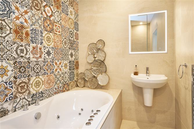 1 Cluain Aedin, Carrickbrack Road, Sutton, Dublin 13