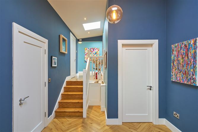 1 Cluain Aedin, Carrickbrack Road, Sutton, Dublin 13