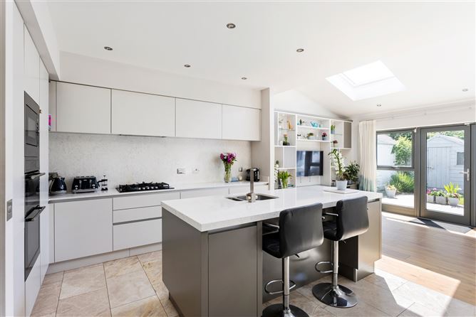 8 Taney Green, Dundrum, Dublin 14
