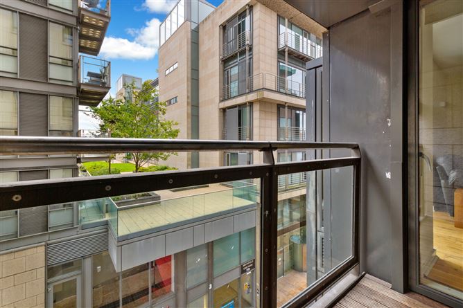 136 Tower Block, Smithfield Market, Smithfield, Dublin 7
