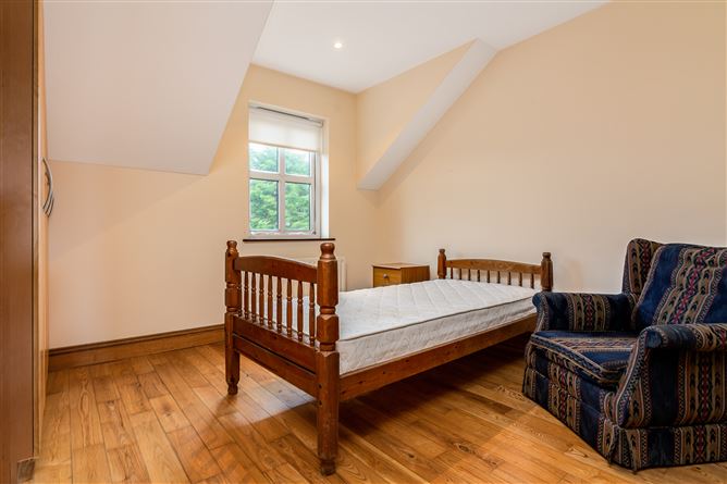 1 The Upper Paddock, Westport, Mayo