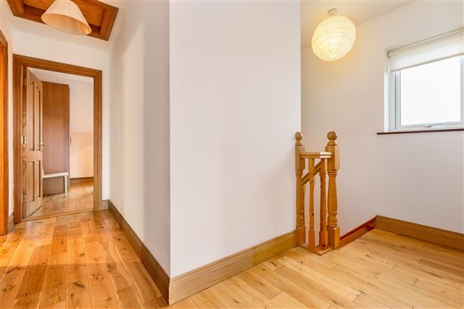 1 The Upper Paddock, Westport, Mayo
