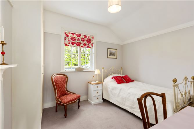 28 Mayfield Road East, Terenure, Dublin 6W