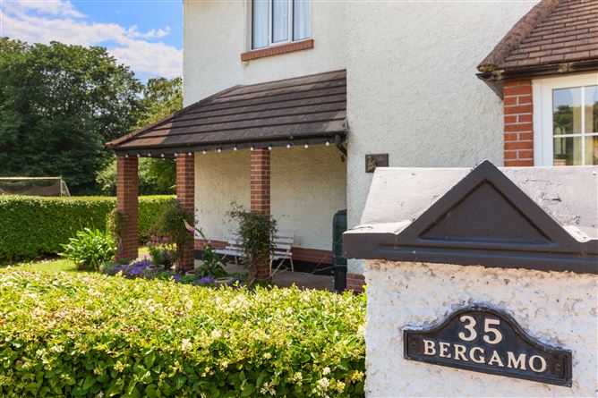 https://photos-a.propertyimages.ie/media/1/2/8/4940821/b853b87c-867c-4bdd-8dbc-5add3c7d9ce6_l.jpg