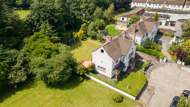https://photos-a.propertyimages.ie/media/1/2/8/4940821/b853b87c-867c-4bdd-8dbc-5add3c7d9ce6_l.jpg