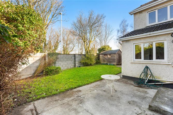 2 Rockfield, Finnstown Abbey, Lucan, Dublin