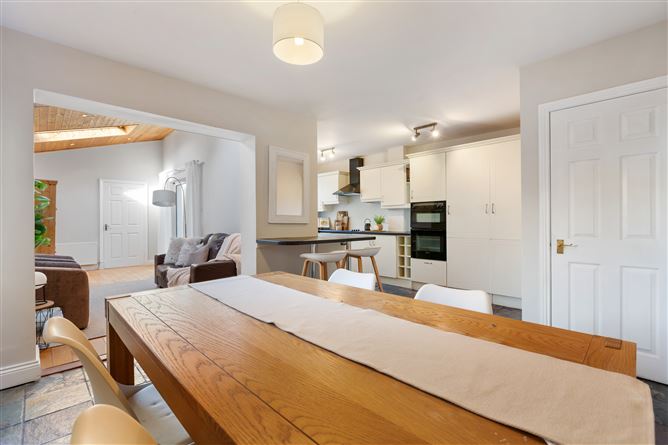 2 Rockfield, Finnstown Abbey, Lucan, Dublin