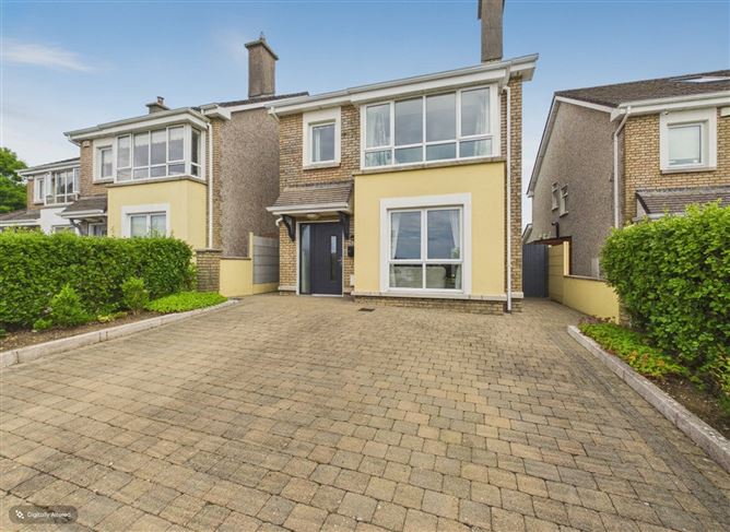 13 Boireann Bheag, Roscam, Galway