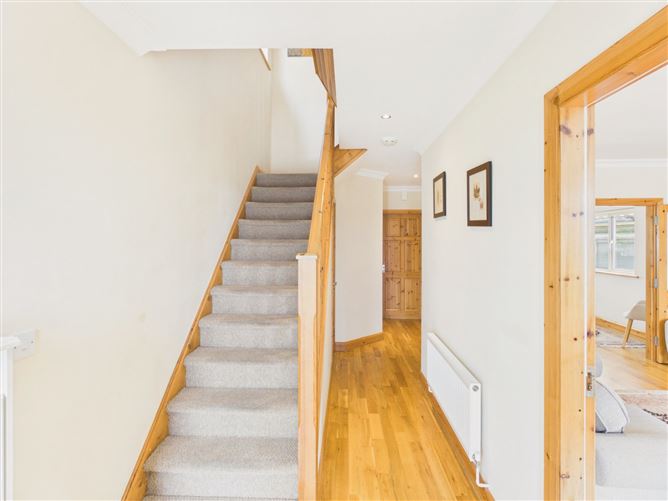 13 Boireann Bheag, Roscam, Galway
