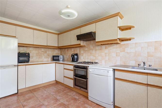 Photo 6 of 14 — Santa Barbara, 19 Orchardstown Park, Rathfarnham, Dublin 14
