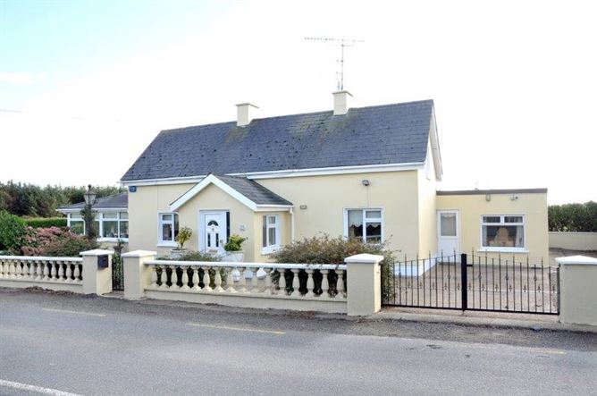Main image for 'Rose Cottage', Rochestown, Ballymitty, Wexford