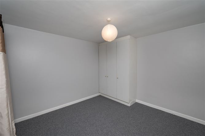 12 Milford, Elm Park, Wilton, Co. Cork